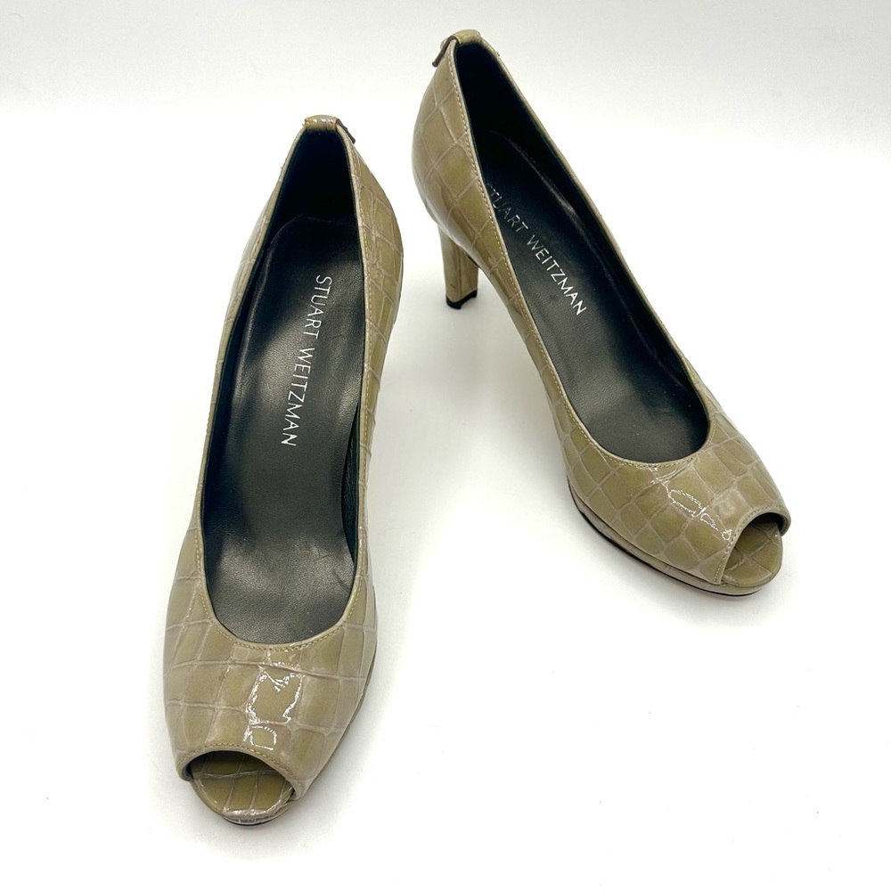 Stuart Weitzman Logoanna Pebble Sioux Crocodile Print Peep Toe Pumps